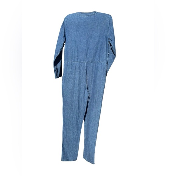 Farmhouse Denim Jumpsuit with Stylish Floral Embroidery - Picture 2 of 8